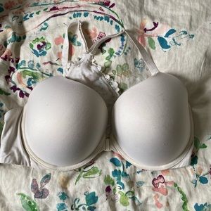 victoria secret bra